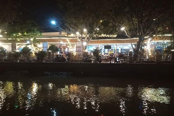 VƯỜN SƯA QUÁN