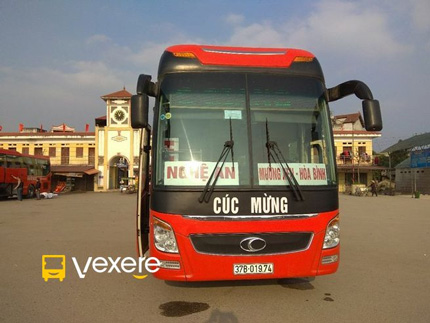 Nhà xe Cúc Mừng